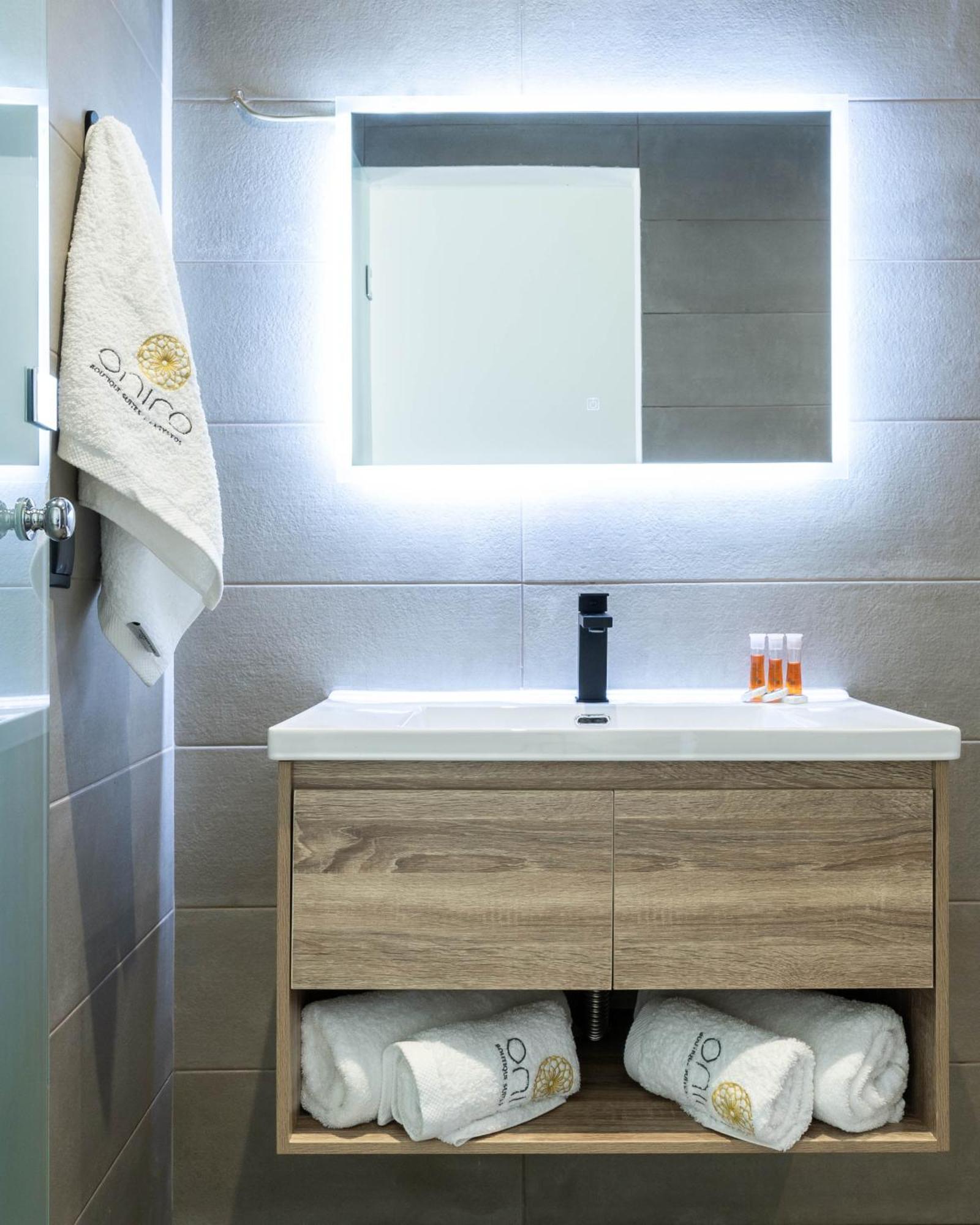Nerea Boutique Suites Karystos Room photo